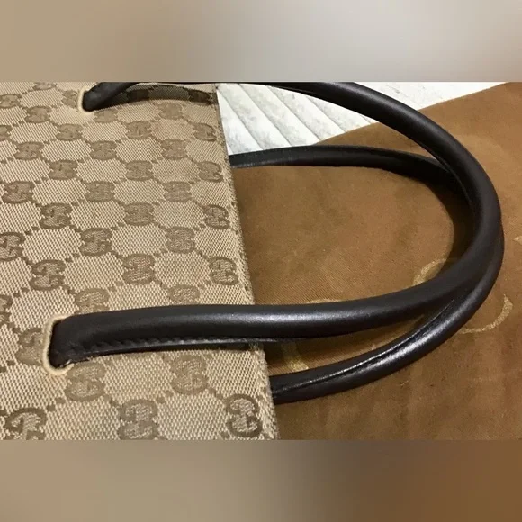 Gucci Bags - Picture 10 of 16